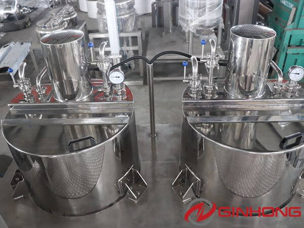 300L液体粉末罐